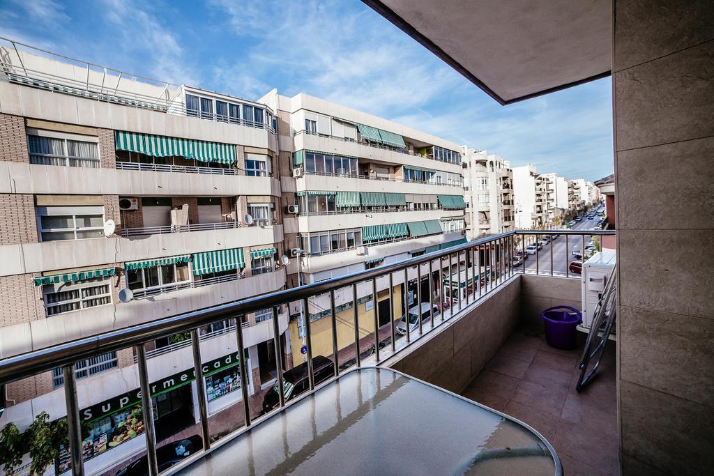 Apartamentos Madrid Torrevieja Exterior foto